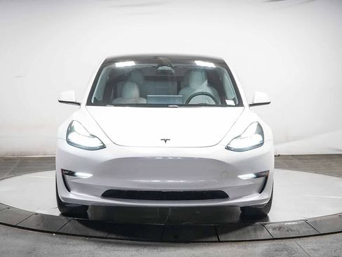 Used 2021 Tesla Model 3 Long Range image 3