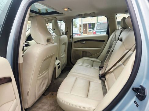Used 2009 Volvo V70 image 13
