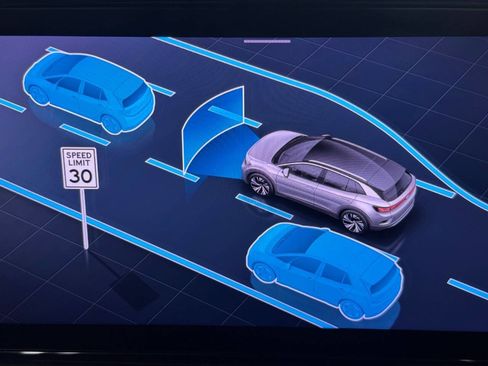 Used 2021 Volkswagen ID.4 Pro S w/ Gradient Package image 43