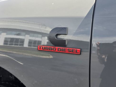 New 2026 RAM 2500 Laramie AWD/4WD image 35