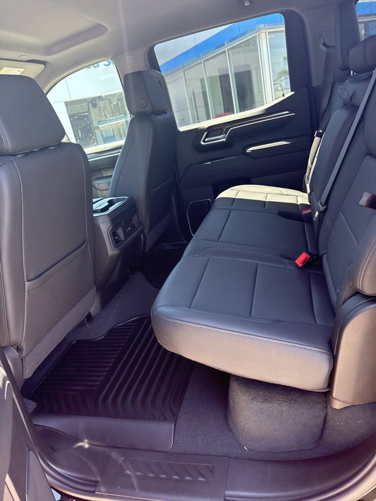 New 2026 Chevrolet Silverado 1500 RST w/ Convenience Package II AWD/4WD image 17