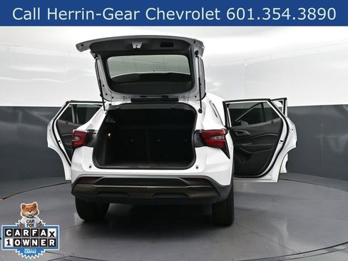 Used 2025 Chevrolet Trax ACTIV w/ Sunroof Package FWD image 50