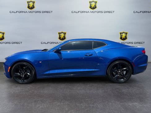 Used 2023 Chevrolet Camaro LT w/ Technology Package RWD image 8