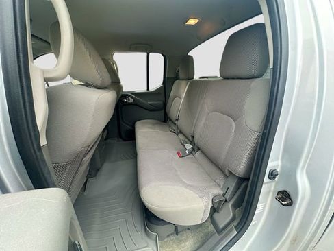 Used 2013 Nissan Frontier SV w/ SV Value Truck Pkg image 24