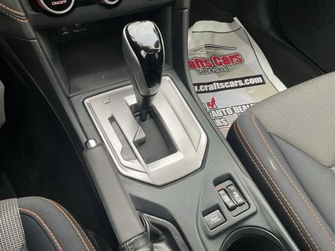 Used 2022 Subaru Crosstrek 2.0i Premium w/ Moonroof Package image 19