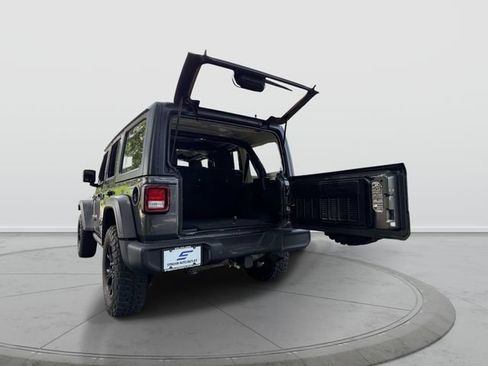 Used 2022 Jeep Wrangler Unlimited Sport AWD/4WD image 8