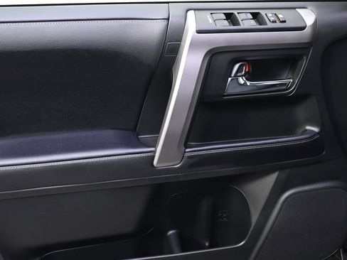 Used 2022 Toyota 4Runner SR5 Premium image 22