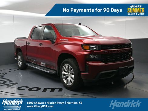 Used 2019 Chevrolet Silverado 1500 Custom w/ Custom Value Package AWD/4WD image 1