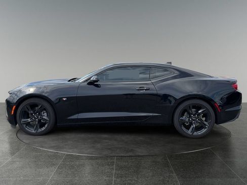 Used 2024 Chevrolet Camaro LT RWD image 5