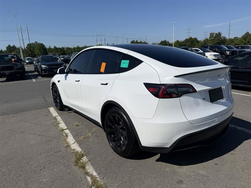 Used 2021 Tesla Model Y Long Range AWD/4WD image 10