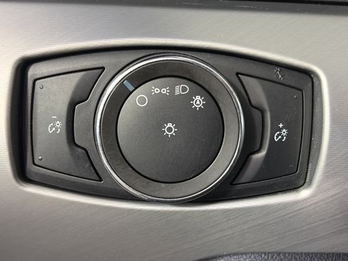 Used 2022 Ford Mustang Premium image 24