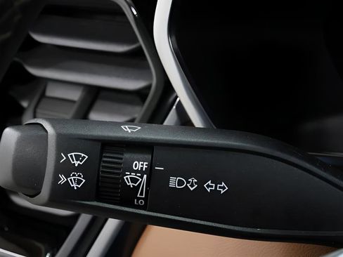 Used 2023 GMC Canyon AT4 w/ AT4 Premium Package image 18