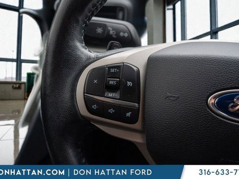 Used 2020 Ford Explorer XLT w/ Equipment Group 202A image 12