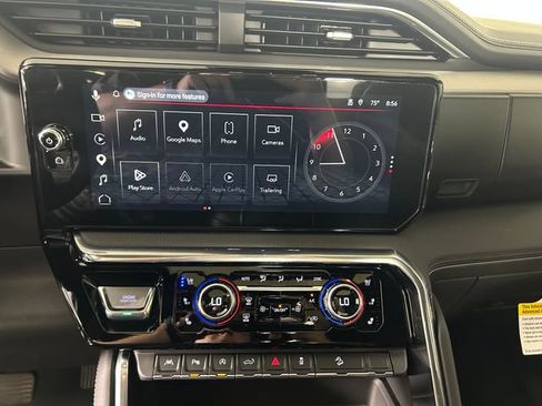 Used 2025 GMC Sierra 1500 Denali w/ Denali Reserve Package AWD/4WD image 22