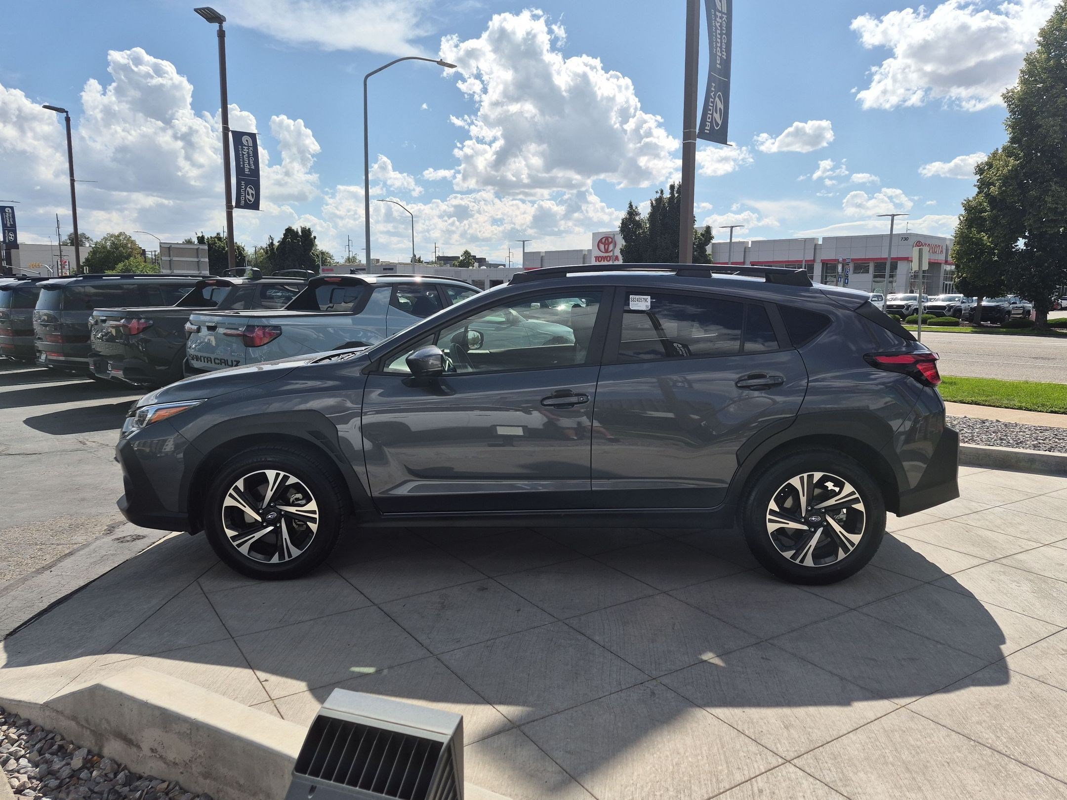 Used 2025 Subaru Crosstrek 2.5i Premium AWD/4WD image 9