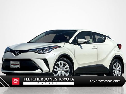 Certified 2021 Toyota C-HR LE image 1