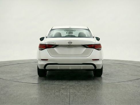 Used 2025 Nissan Sentra S image 7