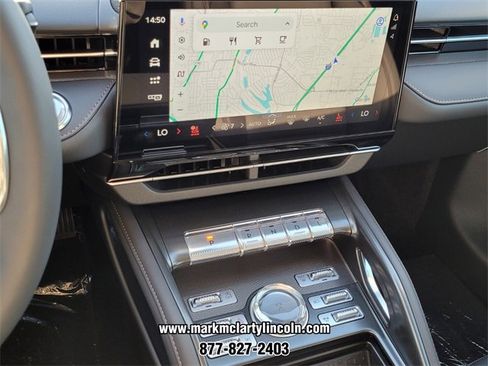 New 2026 Lincoln Nautilus Premier image 13