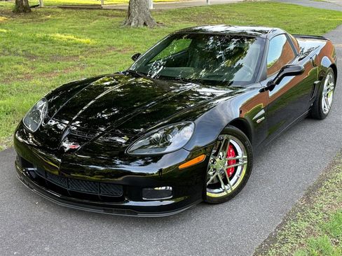 Used 2007 Chevrolet Corvette Z06 RWD image 6