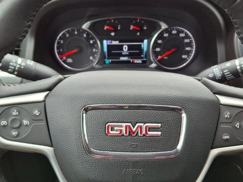 Used 2017 GMC Acadia SLT AWD/4WD image 16