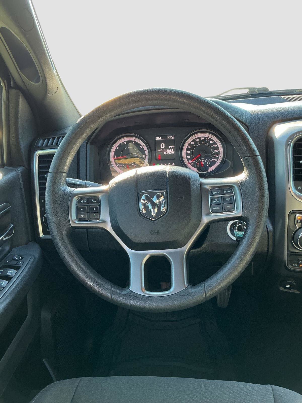Used 2024 RAM 1500 Warlock AWD/4WD image 14