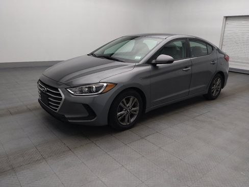 Used 2018 Hyundai Elantra SEL FWD image 2