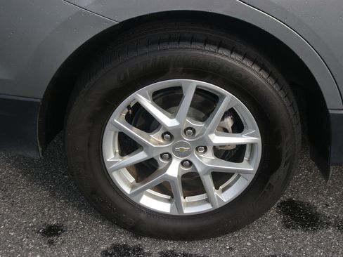 Used 2024 Chevrolet Equinox LT AWD/4WD image 39
