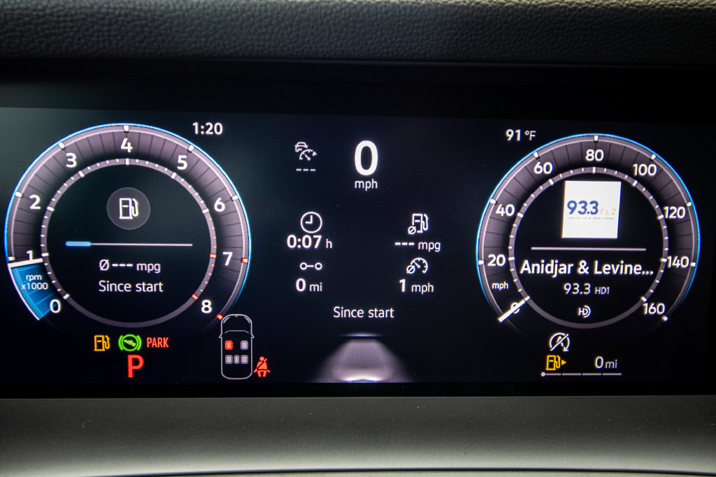 New 2026 Volkswagen Tiguan SE R-Line FWD image 38