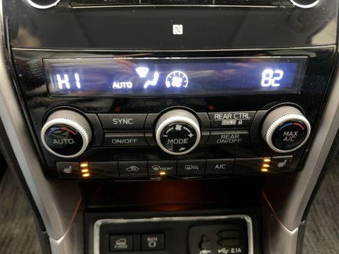 Used 2020 Subaru Ascent Premium w/ Sport Package image 19