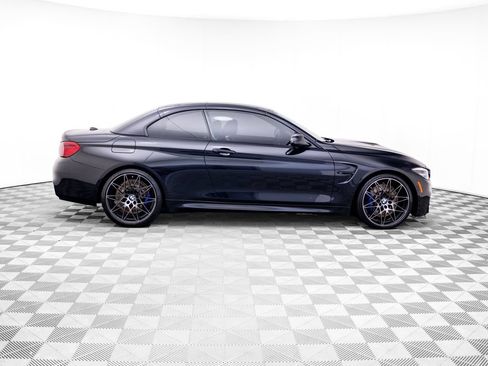 Used 2018 BMW M4 Convertible RWD image 7