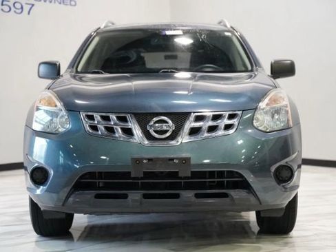 Used 2015 Nissan Rogue S w/ Convenience Package FWD image 2