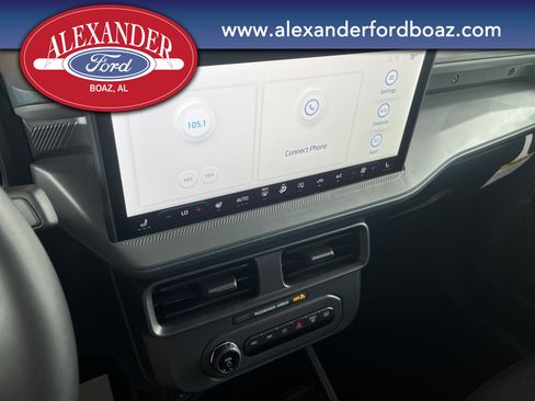 New 2025 Ford Maverick XLT w/ XLT Luxury Package image 26