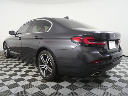 Certified 2023 BMW 530i w/ Convenience Package RWD image 5