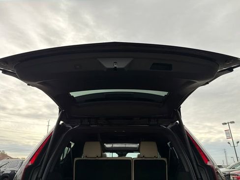 Used 2024 Cadillac Escalade ESV Sport image 26