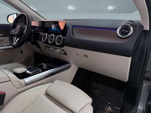 Used 2023 Mercedes-Benz GLA 250 4MATIC image 21