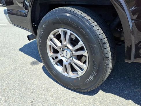 Used 2018 Ford F150 Lariat AWD/4WD image 29