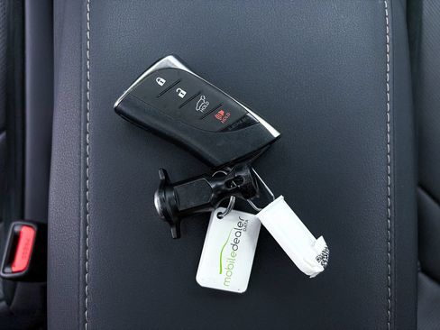Used 2024 Lexus RX 500h F Sport w/ Convenience Package AWD/4WD image 32