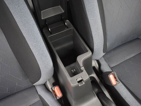 New 2025 Nissan Versa SV w/ Trunk Package image 23