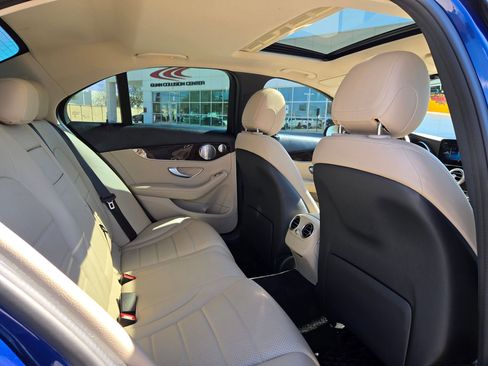 Used 2021 Mercedes-Benz C 300 Sedan image 27