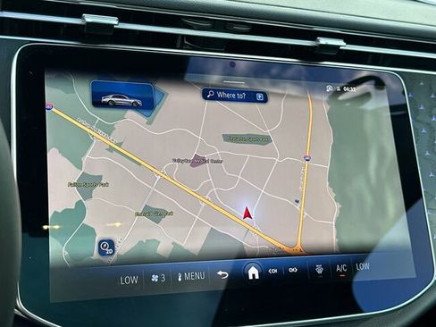 Used 2025 Mercedes-Benz E 350 Sedan image 23