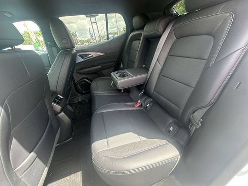 Used 2025 Chevrolet Equinox EV LT AWD/4WD image 18