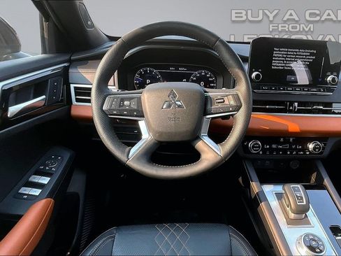 Used 2022 Mitsubishi Outlander SEL AWD/4WD image 5