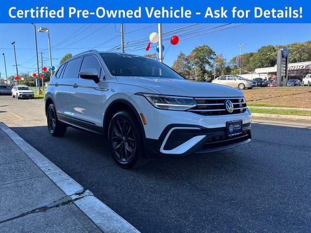 Certified 2023 Volkswagen Tiguan SE w/ Panoramic Sunroof Package AWD/4WD image 4