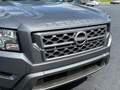 Used 2022 Nissan Frontier SV w/ Technology Package image 23