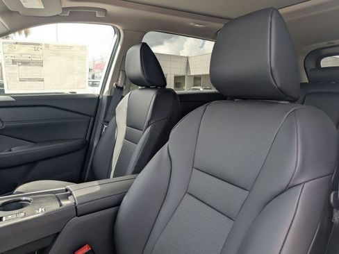 New 2026 Nissan Rogue SV FWD image 14