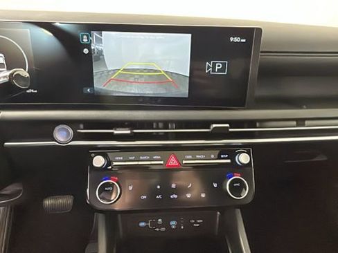Used 2025 Hyundai Santa Cruz SEL AWD/4WD image 25