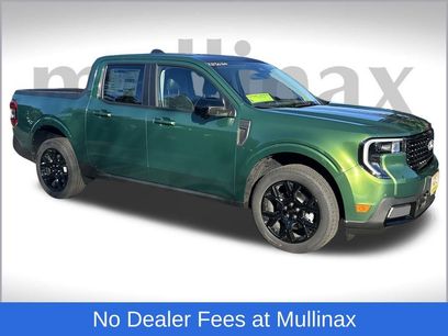 New 2025 Ford Maverick Lariat w/ Black Appearance Package