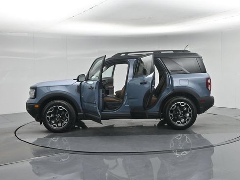 New 2026 Ford Bronco Sport Outer Banks AWD/4WD image 4