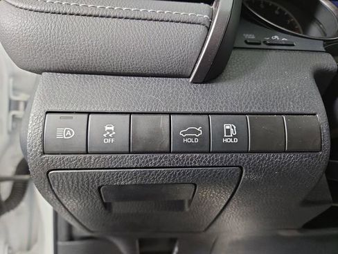 Used 2023 Toyota Camry SE image 27