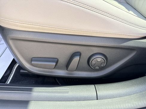 New 2025 Genesis G70 2.5T w/ Sport Prestige Package image 18